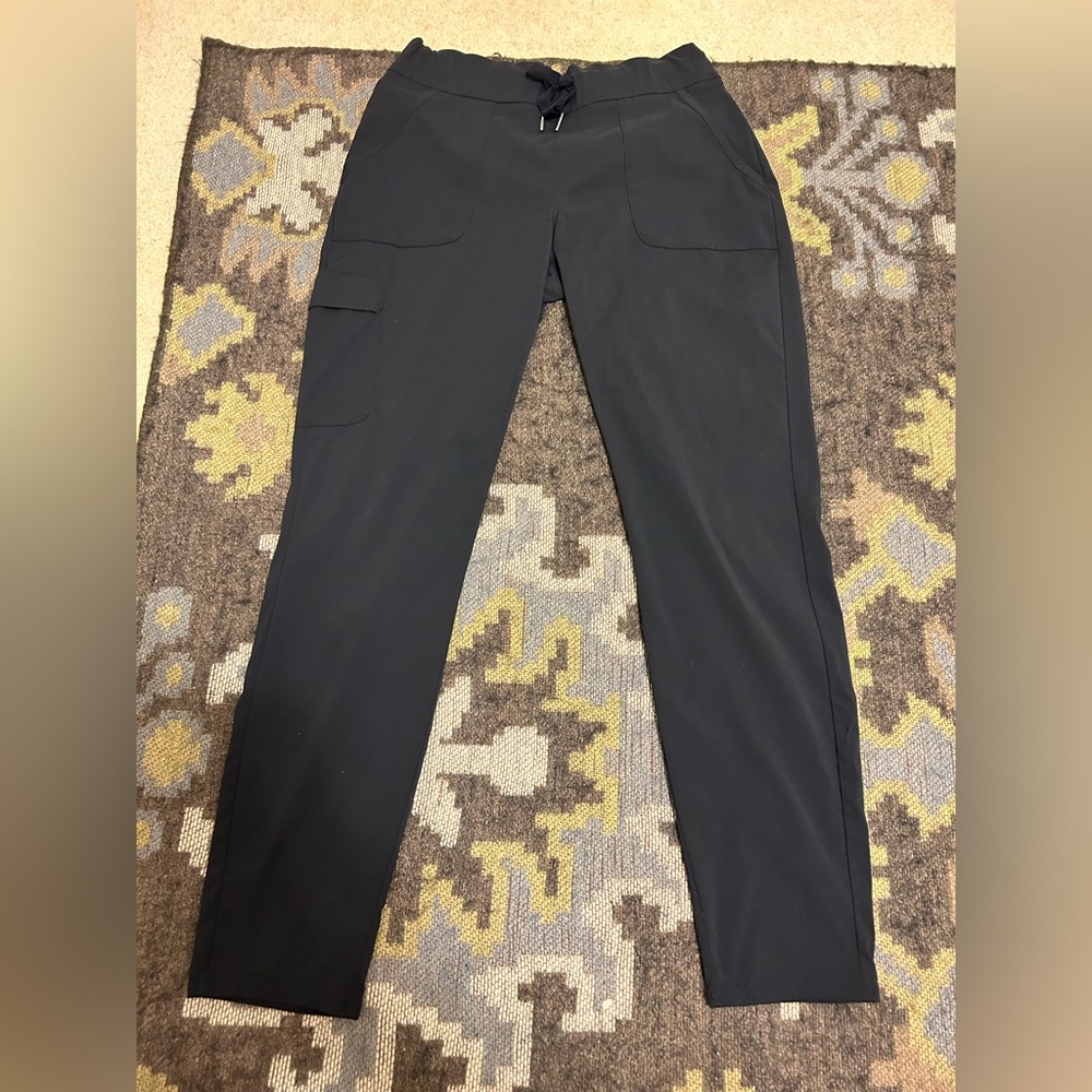 Columbia Women’s Pull On Pants: Size-Medium Color-Black